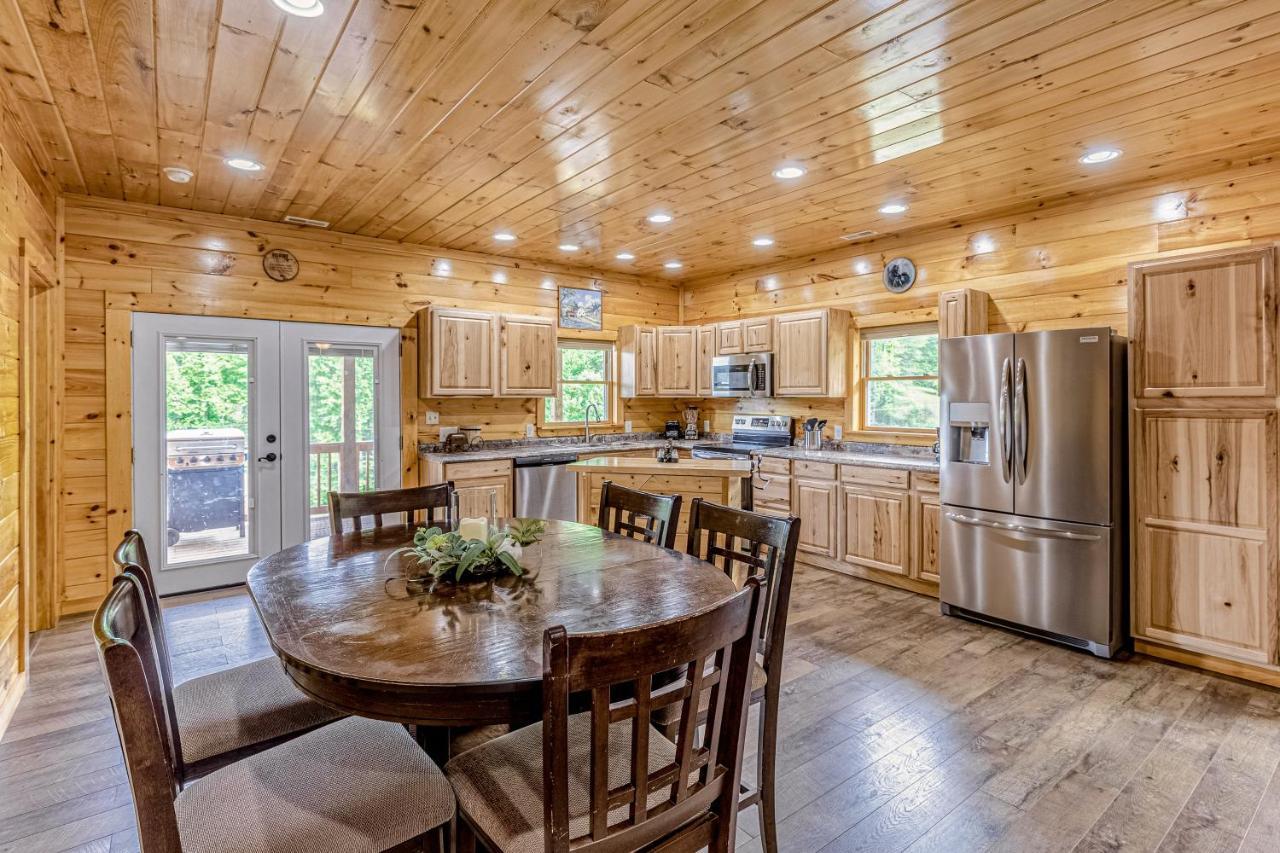Hilltop Cabin ブライソン・シティ エクステリア 写真