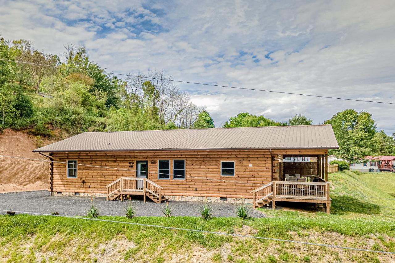 Hilltop Cabin ブライソン・シティ エクステリア 写真