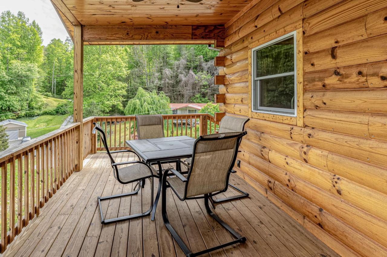 Hilltop Cabin ブライソン・シティ エクステリア 写真