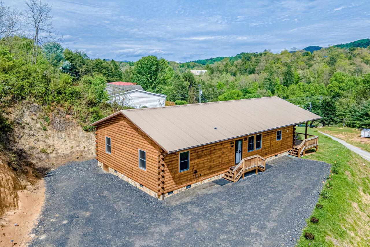Hilltop Cabin ブライソン・シティ エクステリア 写真